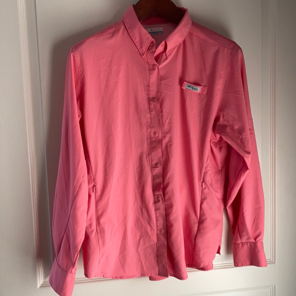 Columbia women’s PFG quick-dry shirt